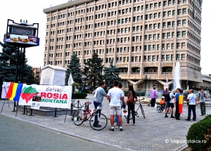 12 inşi in prima zi de proteste Roşia Montana, la Ploieşti.