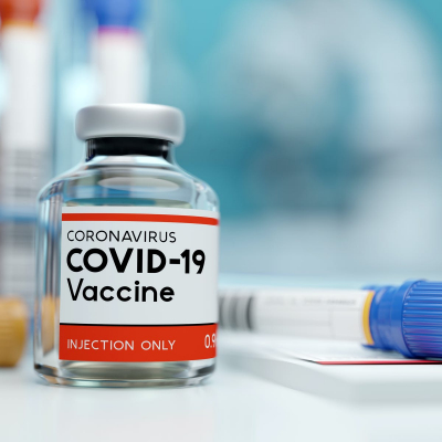 România, îmi dai viața înapoi după ce mă vaccinez?