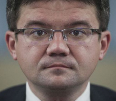 bai, ministrul Mediului. bai, esti prost rau